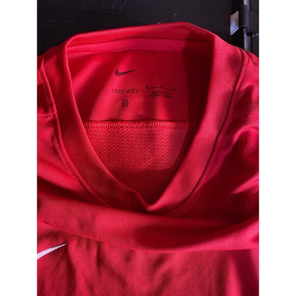 Nike Dri-FIT Long Sleeve Shirt Men’s Size M | Red Athletic Training Tee - Picture 5 of 7